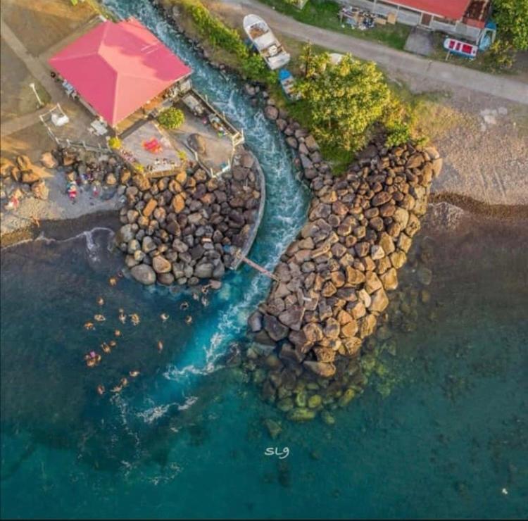 Paradis Au Soleil, Vue Panoramique Sur Mer Bouillante Eksteriør billede